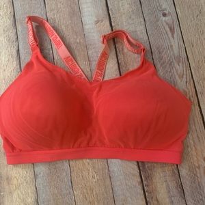 38DD Victorias Secret sports bra